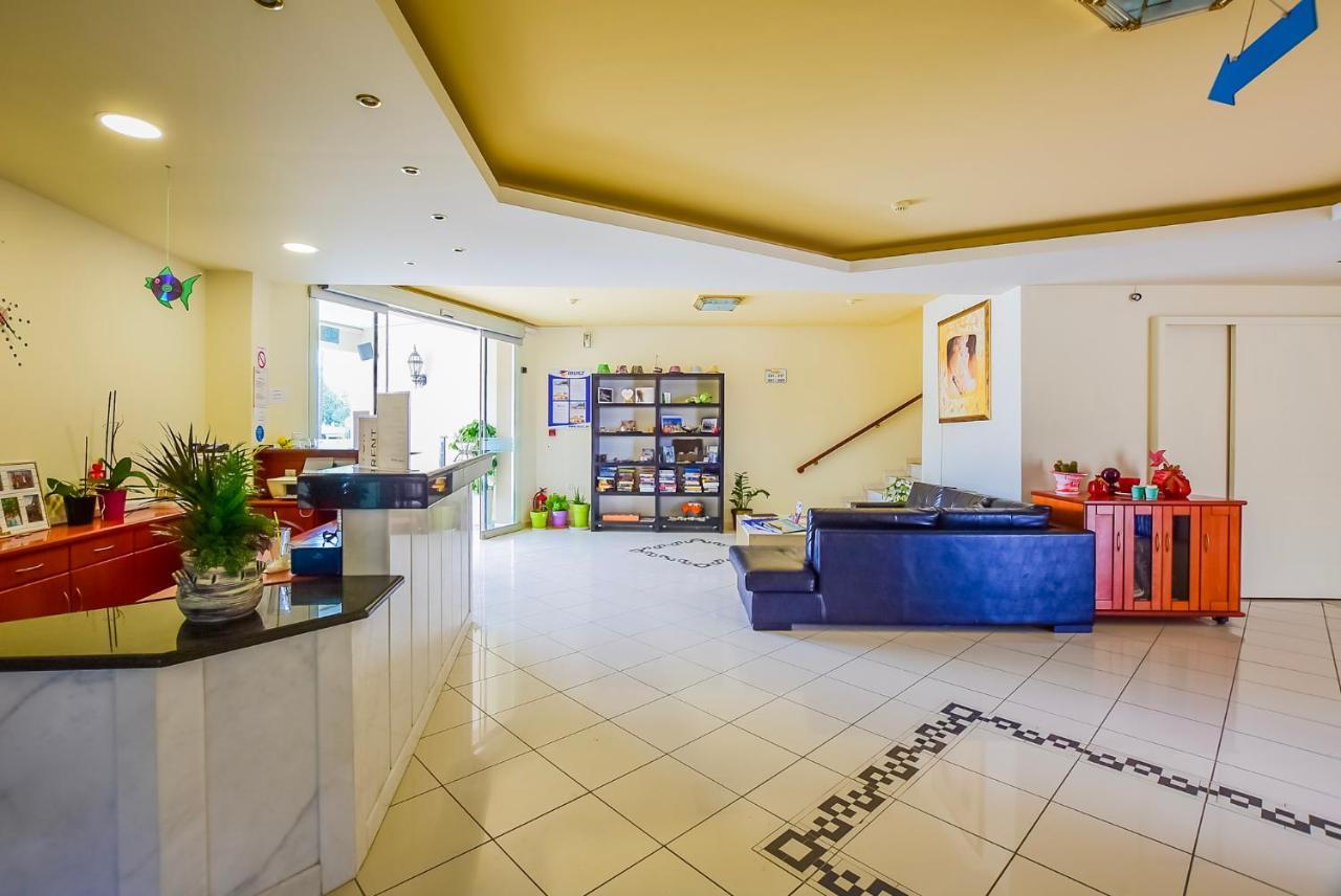 לגאנאס Timos Hotel מראה חיצוני תמונה
