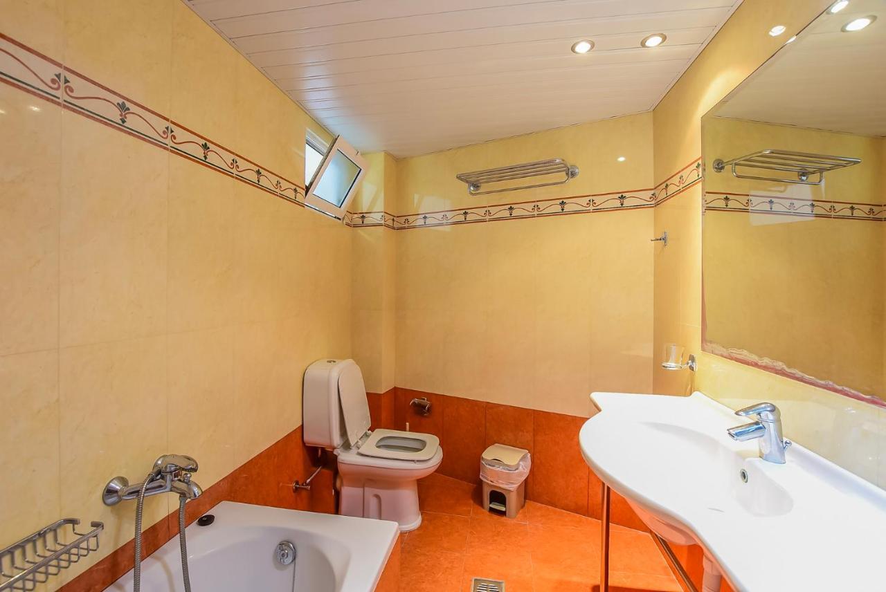 לגאנאס Timos Hotel מראה חיצוני תמונה
