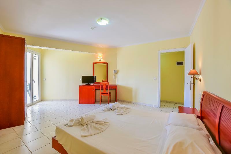 לגאנאס Timos Hotel מראה חיצוני תמונה